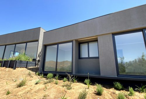 Casa NUEVA de 180 m2 en parcela de 5 mil m2 a minutos de Santiago