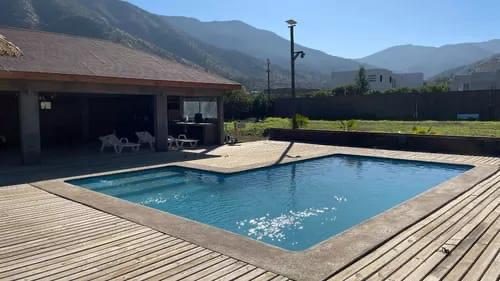 Casa en Reserva Curacaví en parcela de 5.000 m² con quincho y piscina