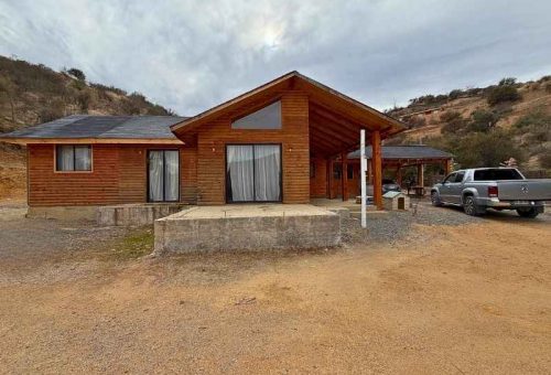 Parcela 6.600 m² con Casa 4D en Bosques de Miraflores, Curacaví